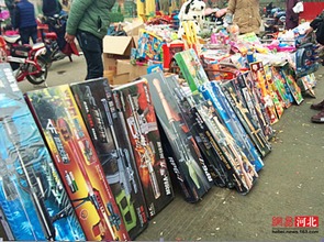 春節(jié)玩具槍銷售火熱，家長(zhǎng)選購(gòu)需留心